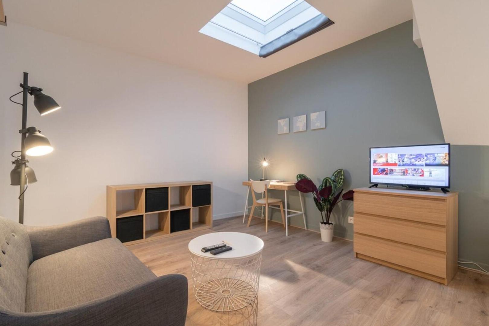 Lille Grand Place Nice And Equipped Studio! Luaran gambar